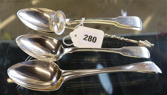 Five George III silver tablespoons and a toddy ladle